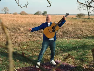 Poplab Drenthe – Leon Moorman – man met gitaar